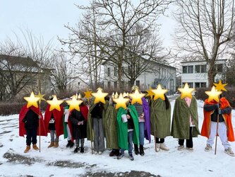 26-01_Sternsingen_Gruppenfoto